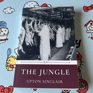 The Jungle by Upton Sinclair Paperback
